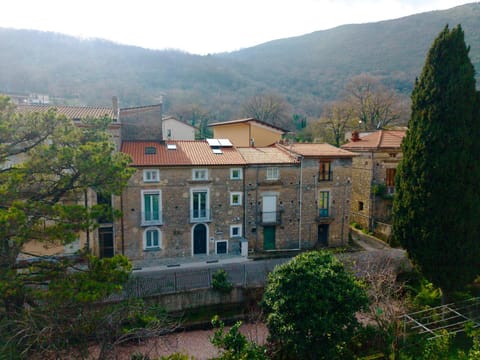 Property building, Day, Natural landscape