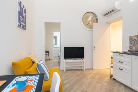 Living room, Dining area, kitchen