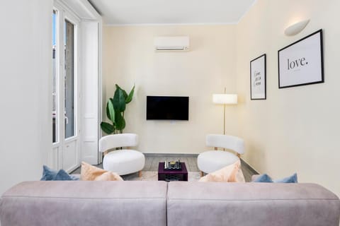TV and multimedia, Living room, air conditioner