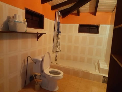 domaine du kaimit JBV Apartment in Les Abymes