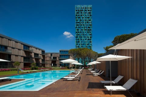 Property building, Pool view, sunbed