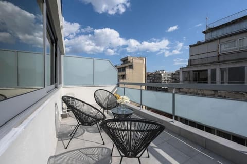 Estia Premium Apartments - Valouritou 25 Big Balcony Apartment in Thessaloniki