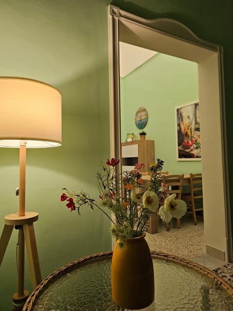 Living room, Decorative detail