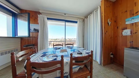 View (from property/room), Dining area