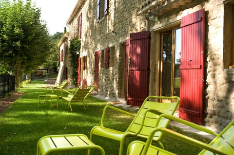 Property building, Garden, Garden view, sunbed