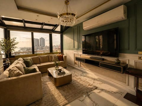 TV and multimedia, Living room, Seating area, Sea view