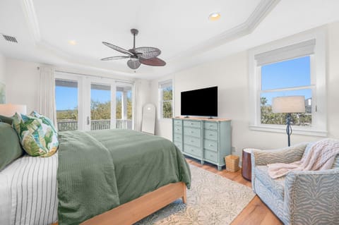 5BR Intracoastal Retreat Private Dock House in Crescent Beach