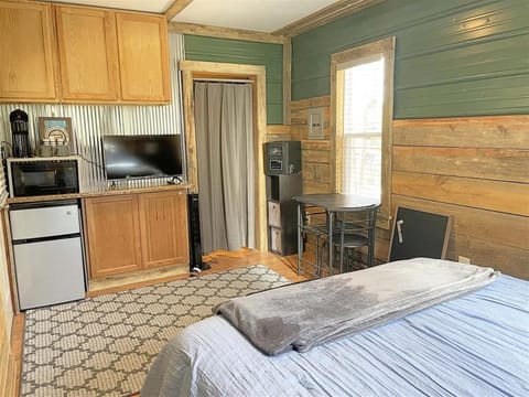 Buckhorn Lookout Apartment in Custer