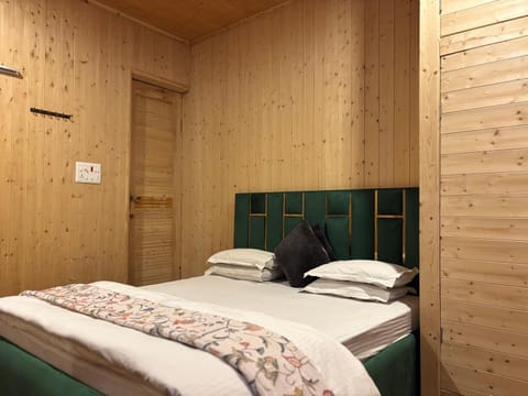 Bed, Bedroom, wardrobe