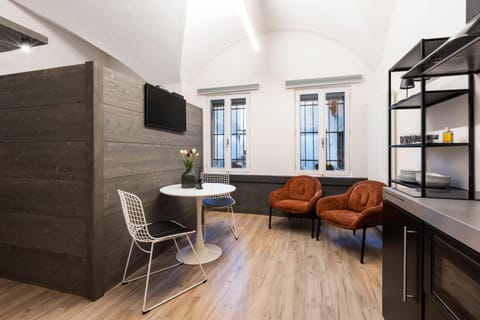 Ca' Lumaga -Charming Holiday Studio Apartment in Chiavenna