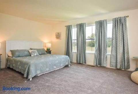 Beach getaway for the family in Bishop's Landing! House in Millville