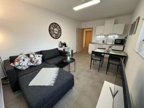 Kitchen or kitchenette, Living room, Seating area