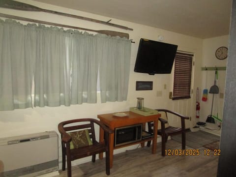 Bunkhouse on Bomoseen Apartment in Castleton