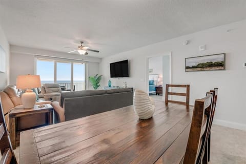 Ocean Star at The Aruba Apartment in Daytona Beach Shores