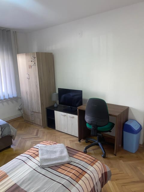 BOHEMIAN ROOMS HEART OF SKOPJE no Parking Bed and Breakfast in Skopje