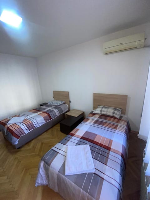 BOHEMIAN ROOMS HEART OF SKOPJE no Parking Bed and Breakfast in Skopje