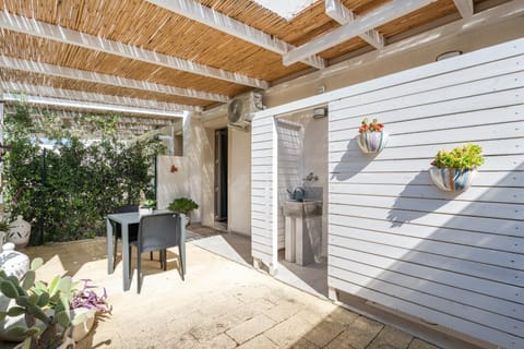 Patio, Garden, View (from property/room), Balcony/Terrace, Dining area, Garden view