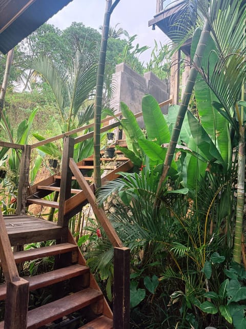 Sunset Views Yeh Leh Beach Villa in West Selemadeg