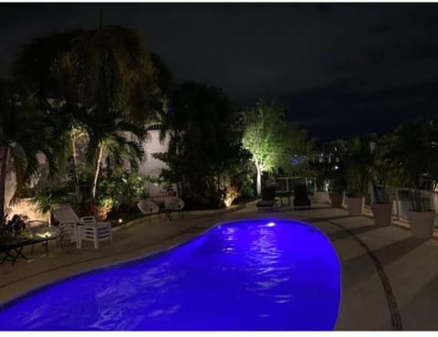 Villa Casa blanca Con Alberca privada Villa in Acapulco