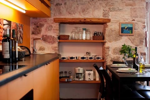 2BDR Villa Maris Apartment in Komiža