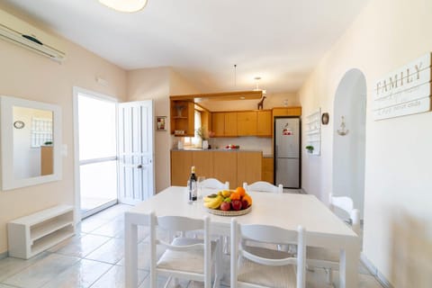 Pounda Breeze House in Paros, Greece