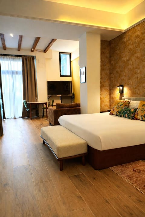 Living room, Photo of the whole room, Bedroom