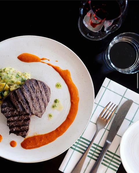 Modern Apartment in Charming Henningsvær Apartment in Lofoten