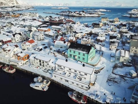 Modern Apartment in Charming Henningsvær Apartment in Lofoten