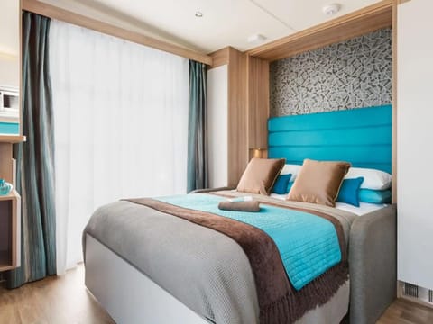 Bed, Other