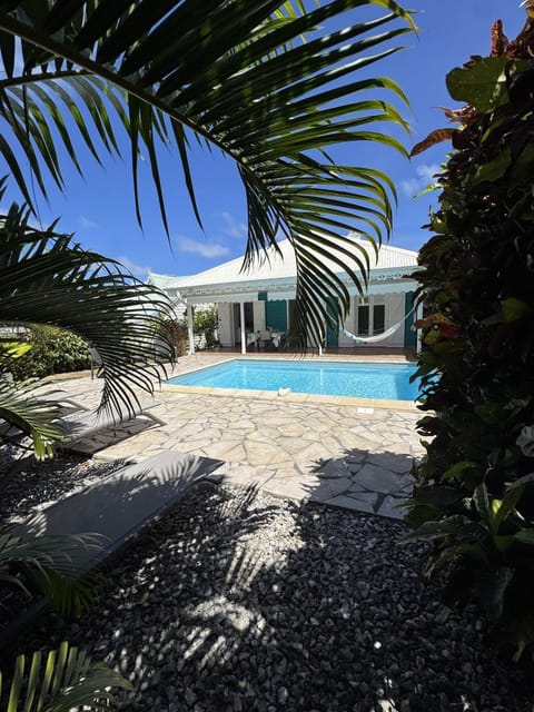 Day, Garden, Pool view, Swimming pool, sunbed