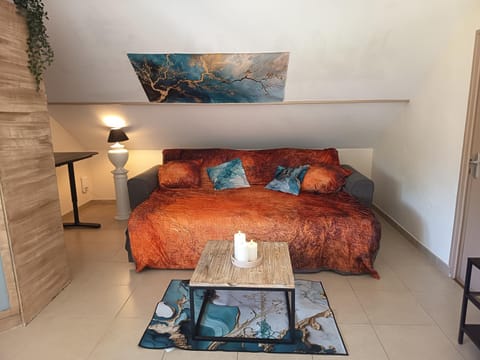 Bed, Living room, Seating area