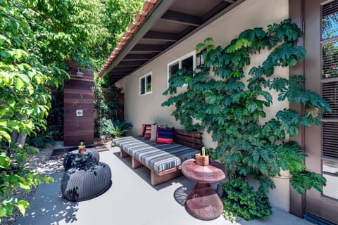 Santiago Resort - Palm Springs Premier Gay Men’s Resort Resort in Palm Springs