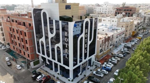 Property building, Day, Neighbourhood, Bird's eye view, City view, Street view, Location, Parking