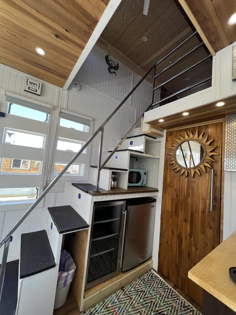 Phoenix Outpost with Hot Springs Access House in Truth or Consequences