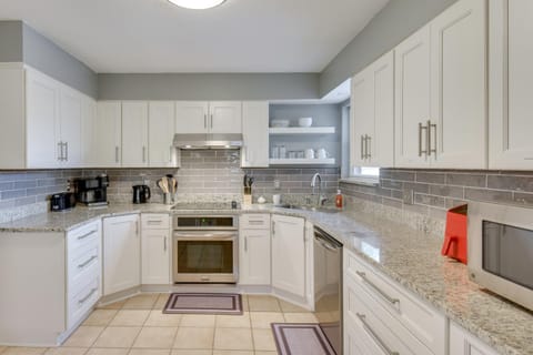 4 Mi to Garniers Beach Park Home with Private Pool! House in Wright