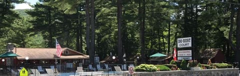 Do-Rest Court Motel in Queensbury