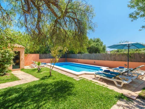 Garden, Swimming pool, sunbed
