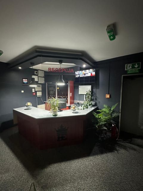 Coffee/tea facilities, Lobby or reception, Communal kitchen, Location, Parking, internet, microwave, stove, kitchen