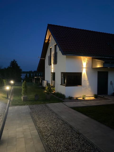 Property building, Night