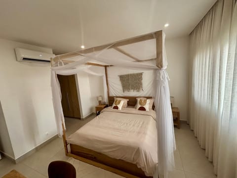 Bed, Bedroom, air conditioner