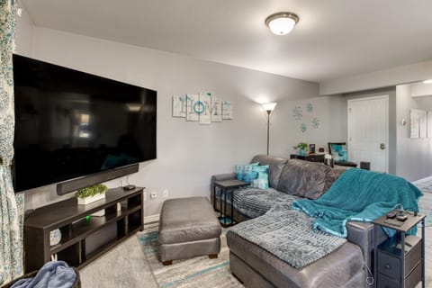 4 Mi to Main St Grand Junction Townhome with Patio! House in Grand Junction