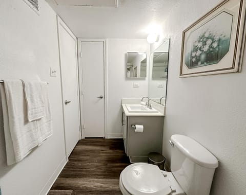 Sleepover Modern 1BD 1BA Austin TX Apartments Apartment in Austin