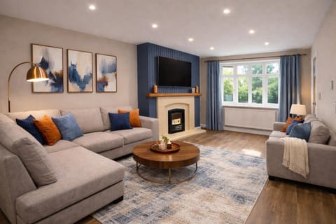 Communal lounge/ TV room, TV and multimedia, Living room, Evening entertainment