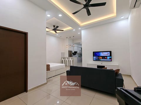 TV and multimedia, Kitchen or kitchenette, minibar, air conditioner