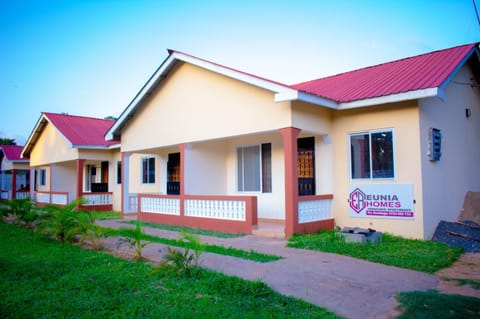 Property building, Balcony/Terrace