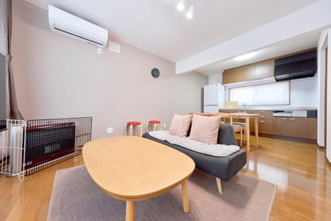 TV and multimedia, Living room, Dining area