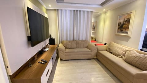 Communal lounge/ TV room, TV and multimedia, Living room
