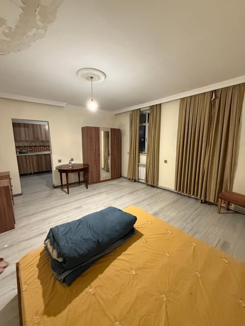 Photo of the whole room, hair dresser