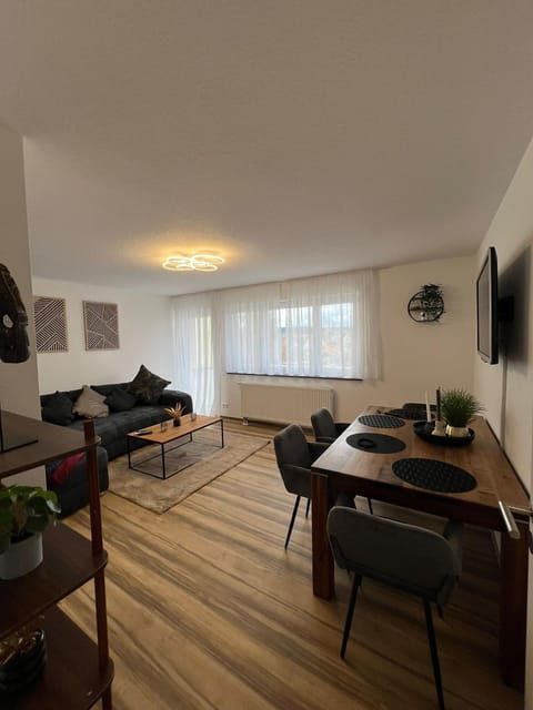 Communal lounge/ TV room, TV and multimedia, Living room
