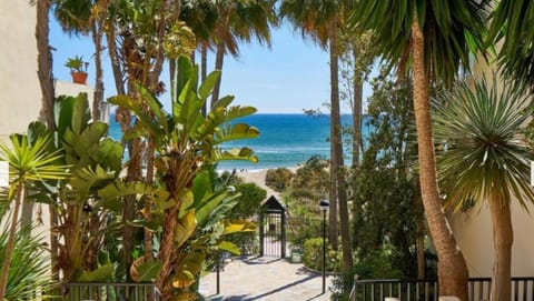 Facade/entrance, Garden, Garden view